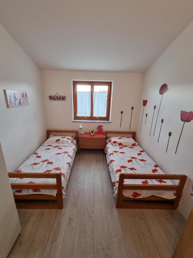 Apartments Jana 우마그 외부 사진